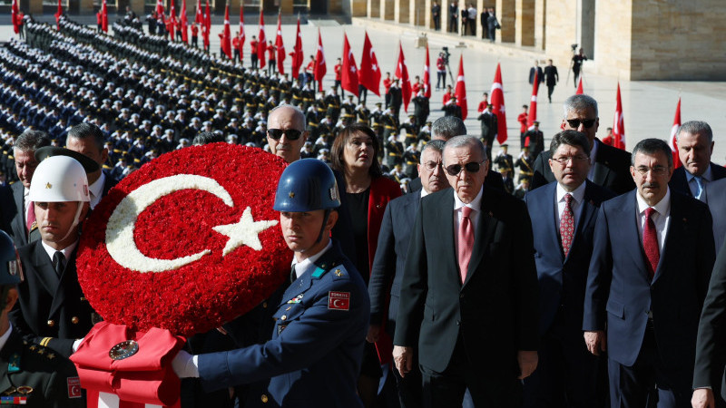 Cumhuriyet Bayramının İlk Töreni Anıtkabir’de Cumhurbaşkanı Erdoğan’la Başladı 