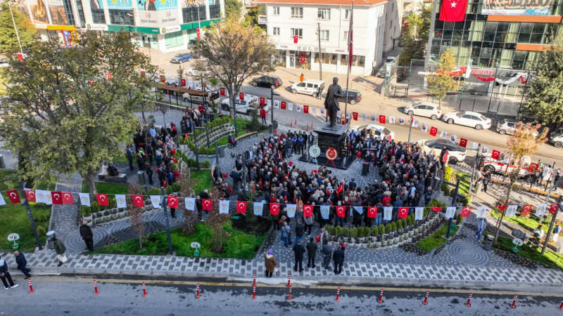 ETİMESGUT HALKI, CUMHURİYETİN 101. YIL DÖNÜMÜNÜ CUMHURİYET MEYDANINDA KUTLADI!