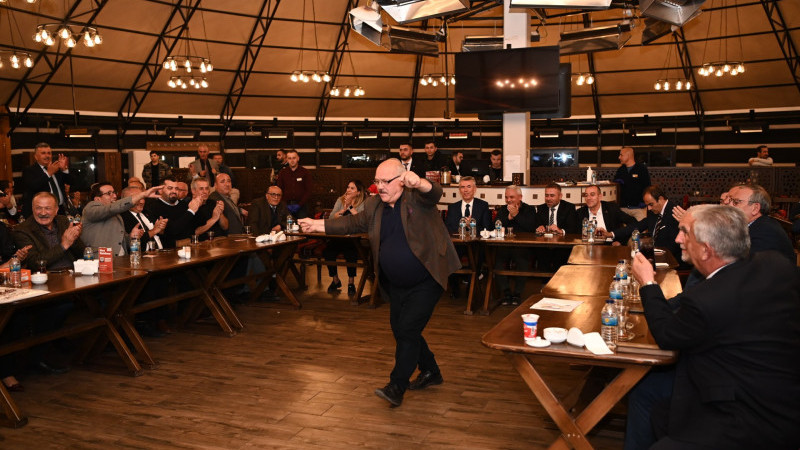 Başkan Şahin Muhtarlarla Akşam Yemeğinde Bir Araya Geldi