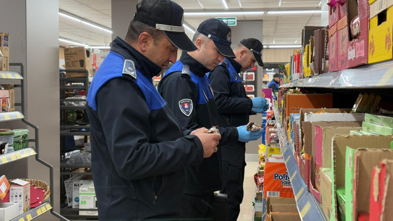SİNCAN’DA MARKET VE FIRINLARA ZABITA DENETİMİ