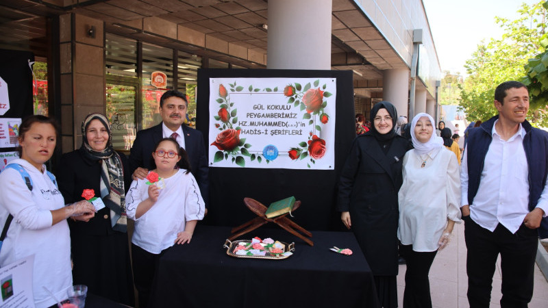 ENGELSİZ ÖĞRENCİLERDEN BAHAR ŞENLİĞİ
