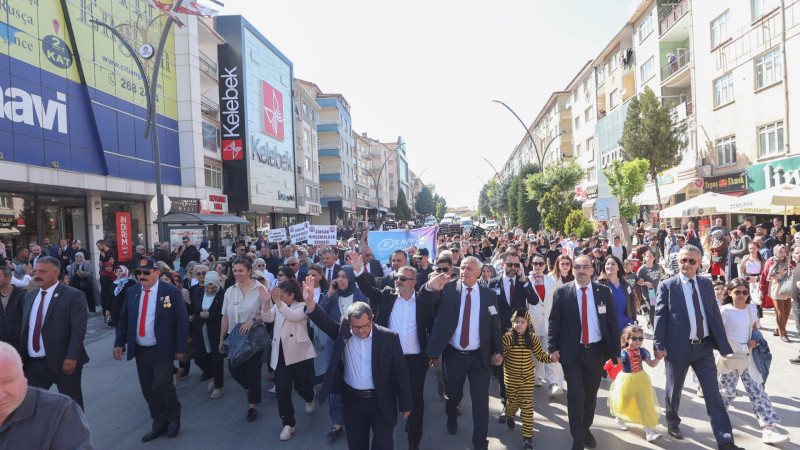 SİNCAN’DA “BÜYÜK AİLE YÜRÜYÜŞÜ”