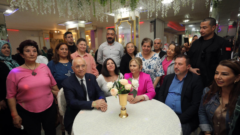 Demetevler sakinlerinden Yaşar’a sevgi seli